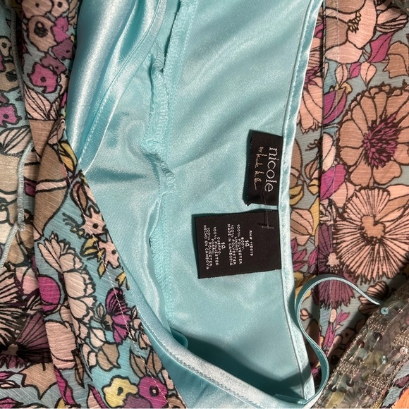 Nicole by Nicole Miller Floral Ruffle V-Neck Camisole - Multicolor - Picture 12 of 16